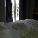 Apart Otel Club Ege 3*