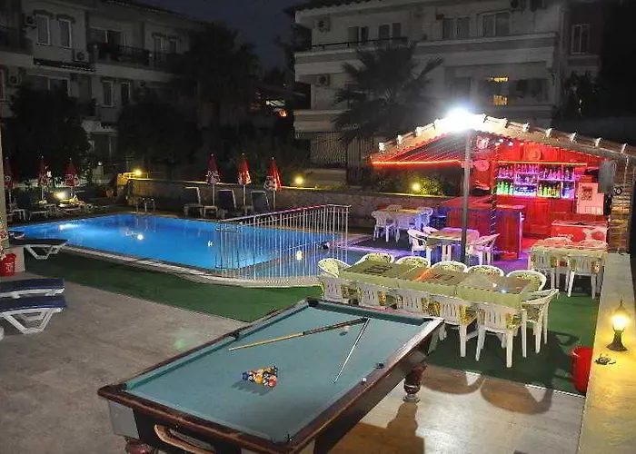 Club Ege 3*